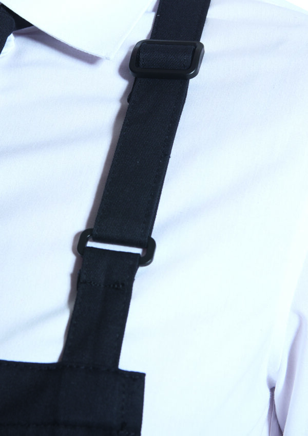 KARLOWSKY Latzschürze Basic mit Schnalle und Tasche – Bild 3