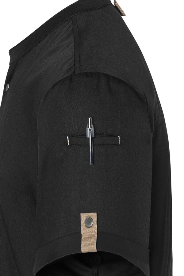 KARLOWSKY Kurzarm Kochjacke Green-Generation, aus nachhaltigem Material, 72% GRS Certified Recycled Polyester / 28% Conventional Cotton – Bild 8
